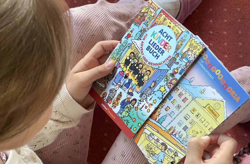Achtkinderliederbuch für Advent und Weihnachten